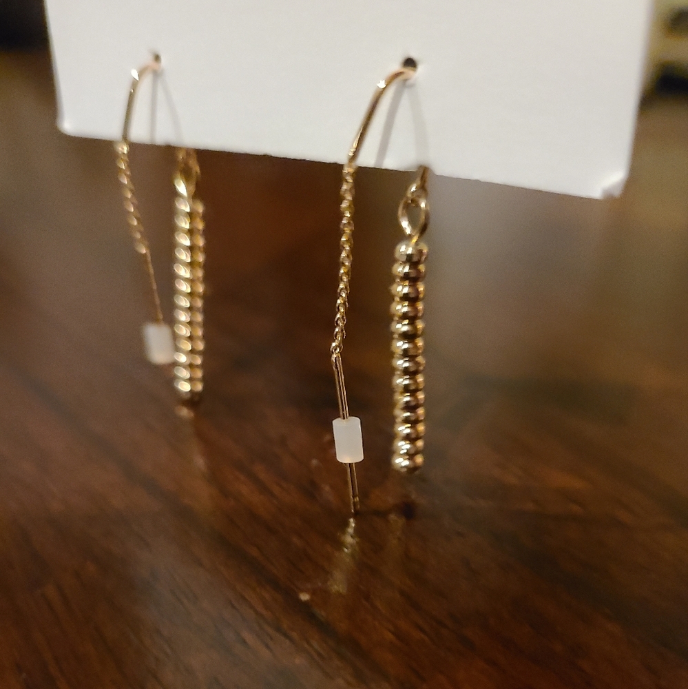 Earrings - Picture 3 of 3